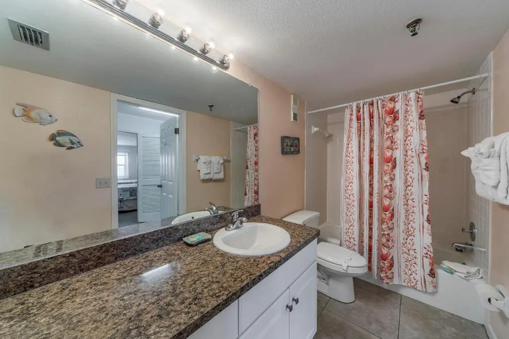 207 Beach Place Condos