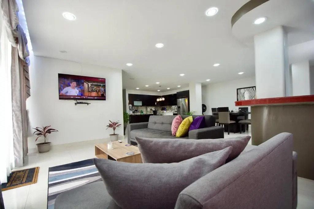 Pepe's House Guayaquil I Self Check-In MicroHotel