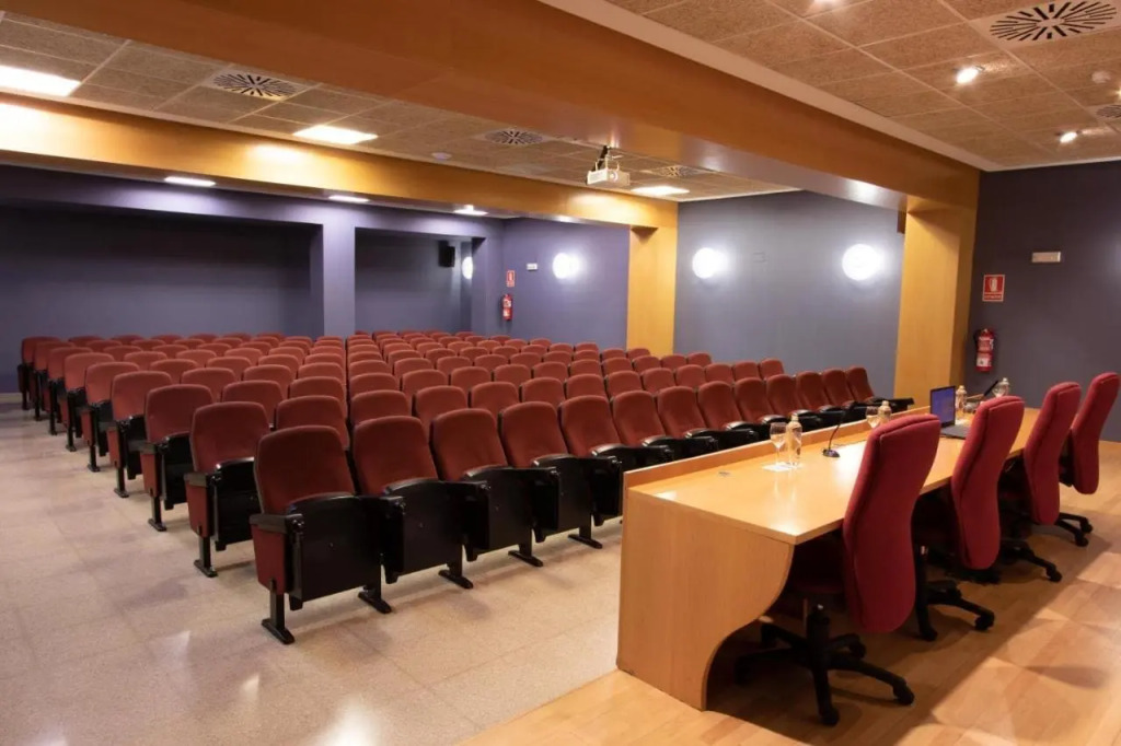 Villa Alojamiento y Congresos - Villa Universitaria