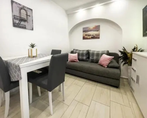 Apartman Pink