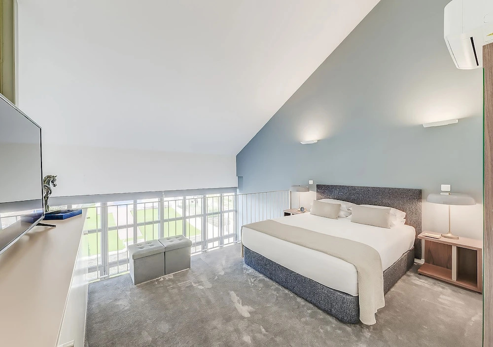 Catarina Serviced Apartments by HostWise