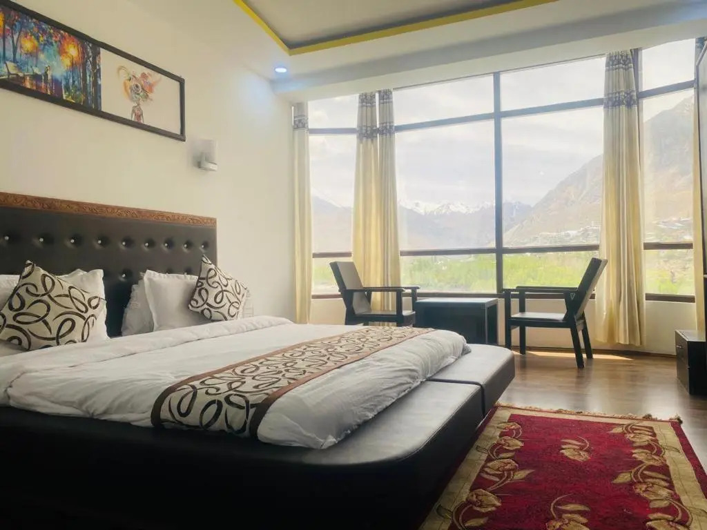 Hotel The White Castle Kargil