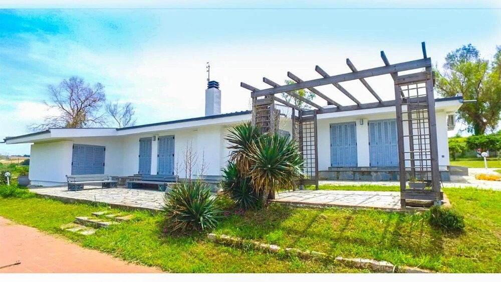 Haddock Beachfront Villa