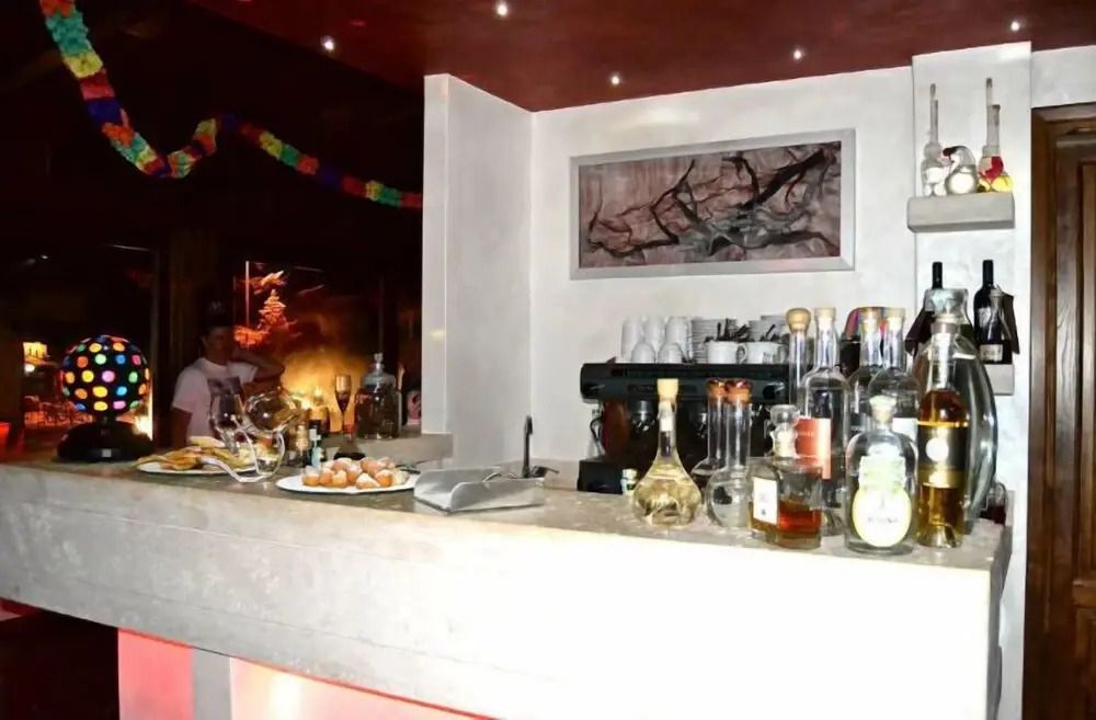 Hotel Bucaneve
