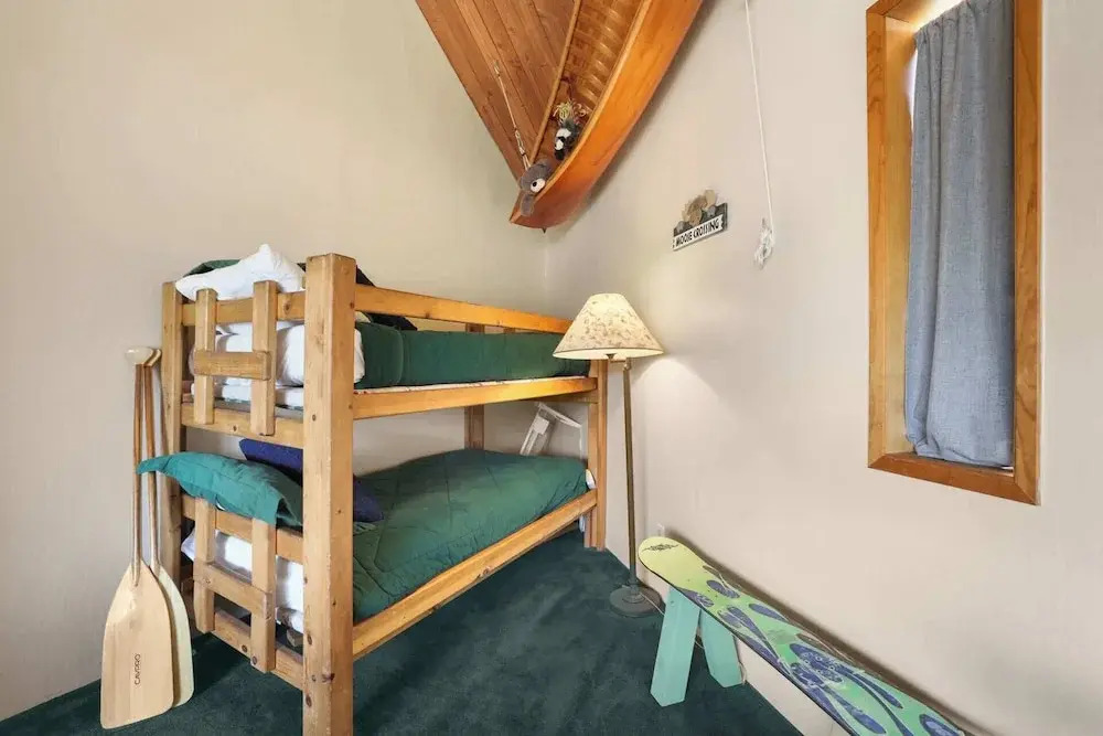 Tahoe Keys Marina View: 3 Bdr, Desirable Community