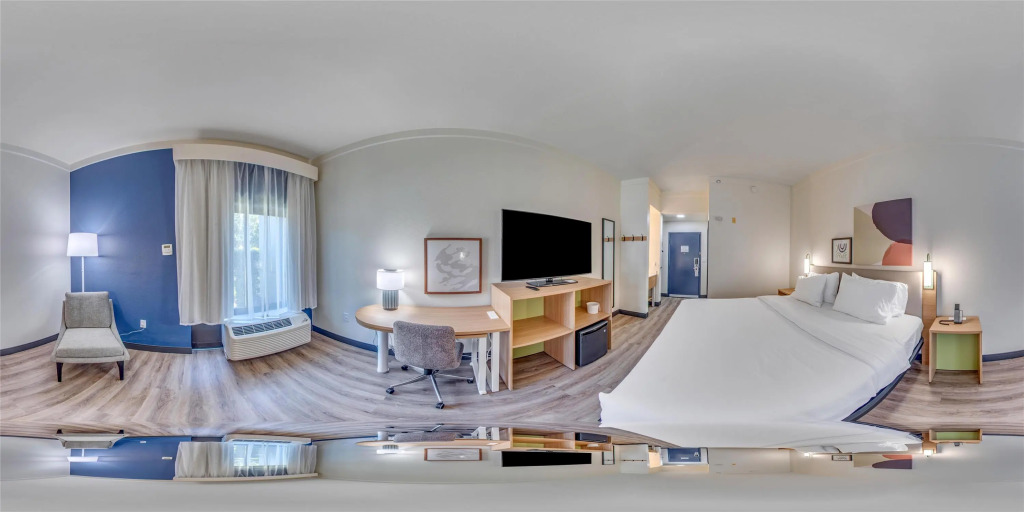 Spark by Hilton Fort Myers