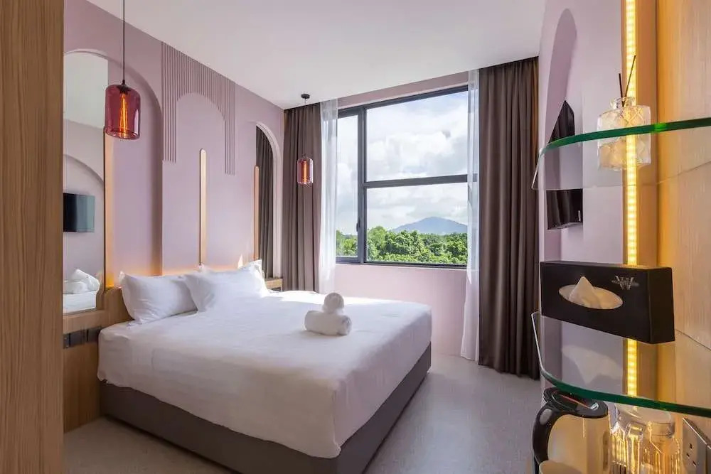 Wellesley Hotel