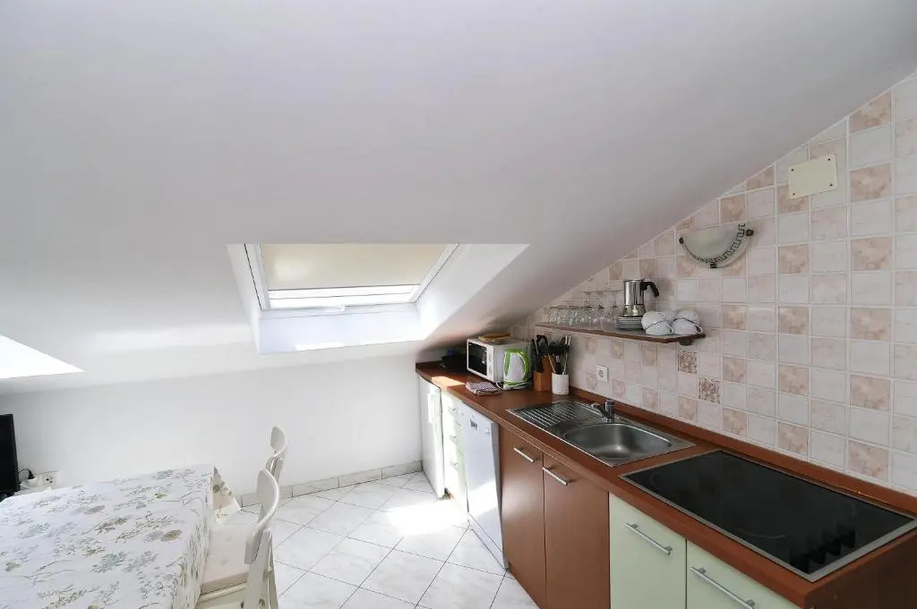 Apartments Luni