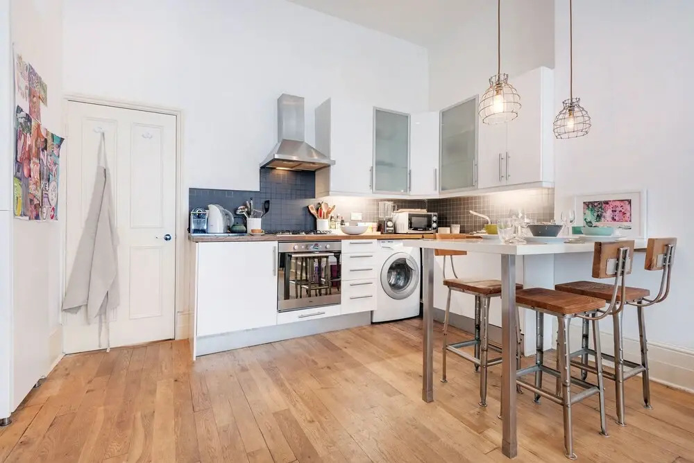 Colourful West Kensington Home Close to Earls Court