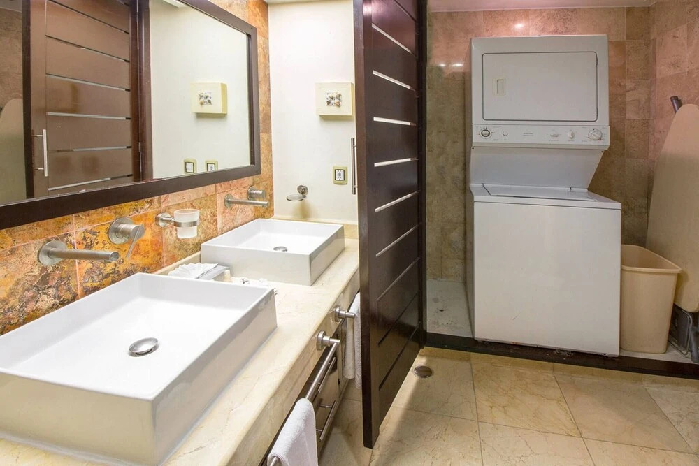 El Faro 105 Reef 2bedroom
