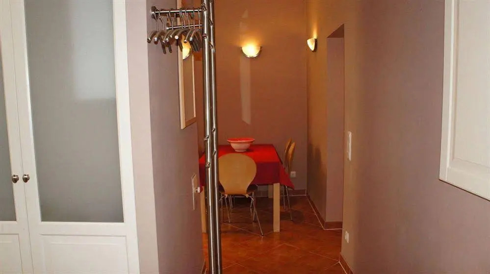 3-Room Apartment Emdener Strasse