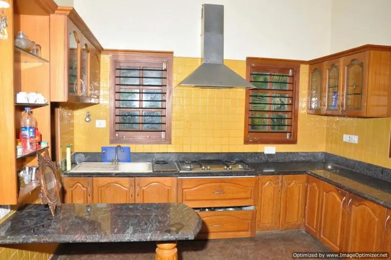 Suvarna Luxury Home Stay