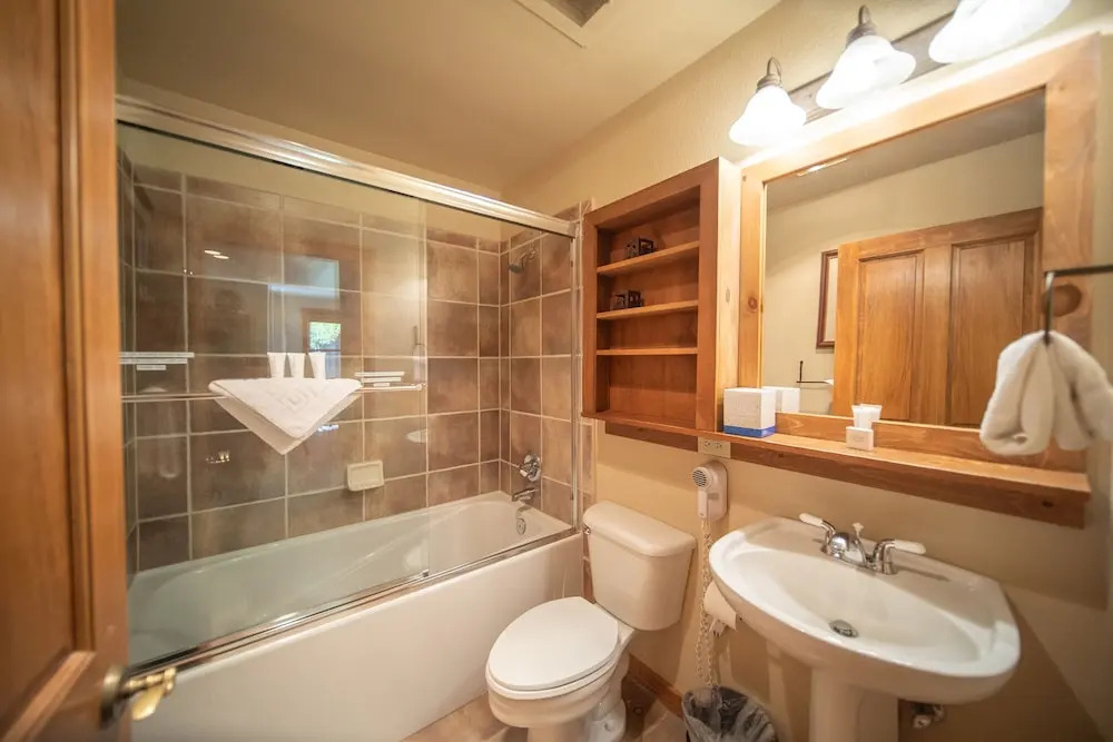 Red Hawk Townhomes 2345