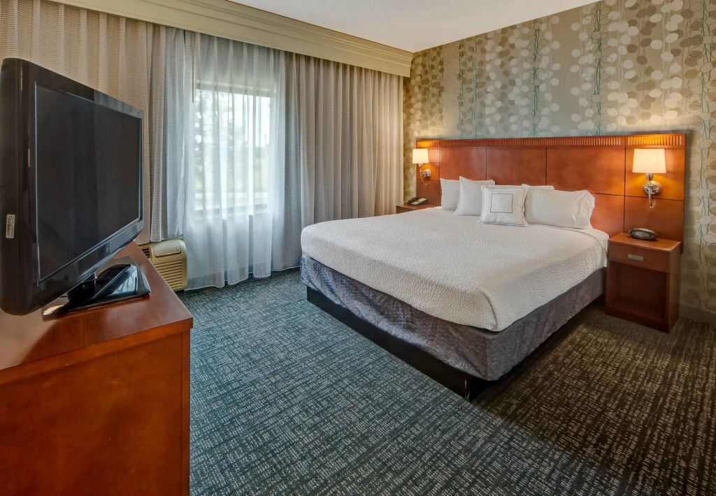 Courtyard by Marriott Memphis Southaven