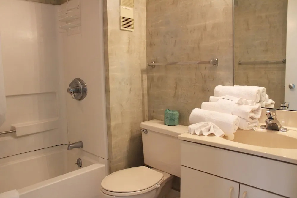 Beautiful Myrtle Beach Condo at Kingston
