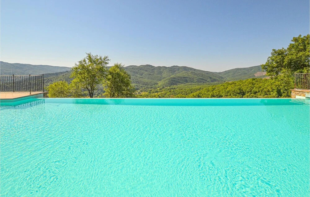 Gorgeous Home In Arezzo