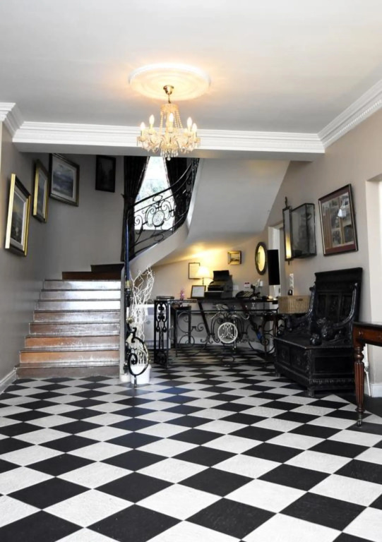 Leenane Hotel