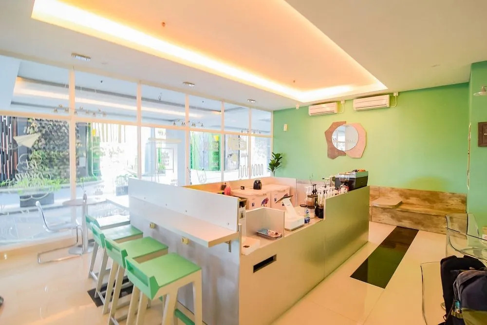 Collection O 15 Taman Melati Merr Surabaya