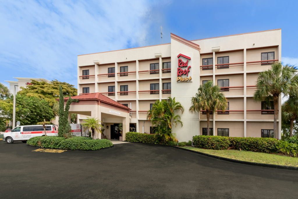 Red Roof Inn PLUS Miami Airport