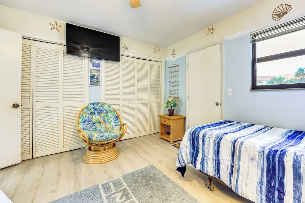 Community Pool: St Augustine Condo Near Beaches