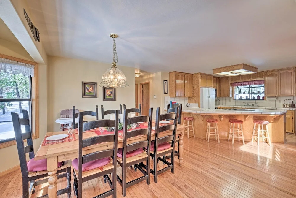 Near Bear Valley: Peaceful Arnold Home w/ Hot Tub