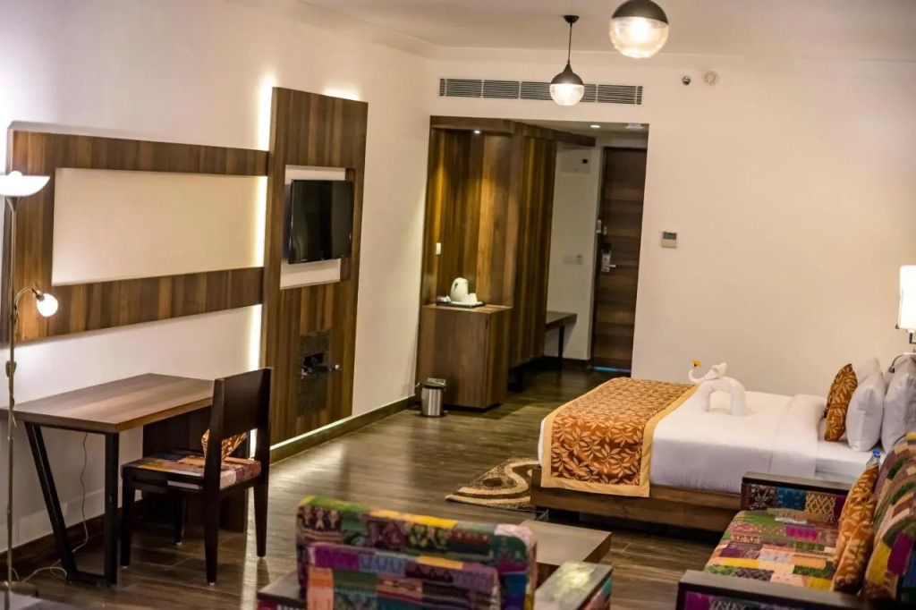 Via Lakhela Resort & Spa