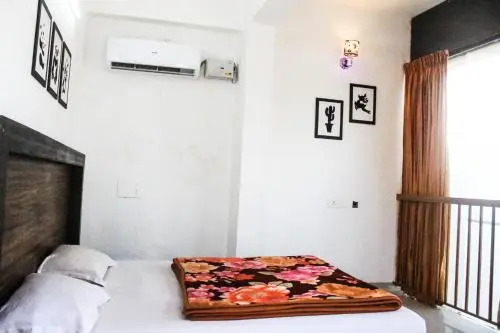 Hotel Periyartigers