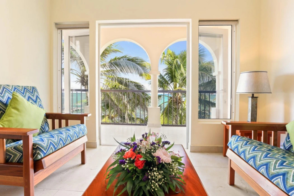 SunBreeze Suites