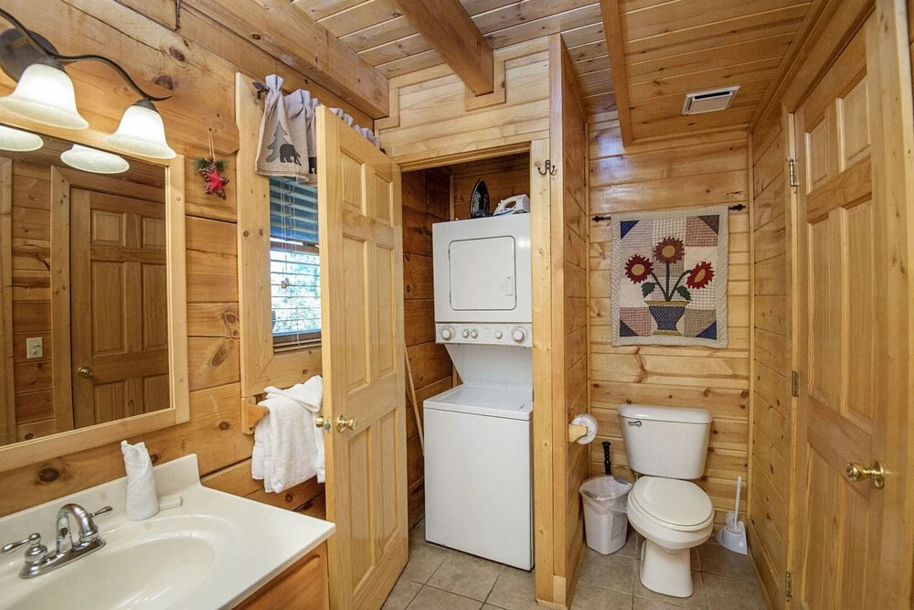 Black Hawk Hideaway by Eagles Ridge Resort