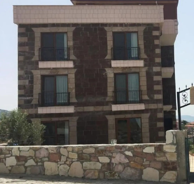 Tepedeki Ev Apart