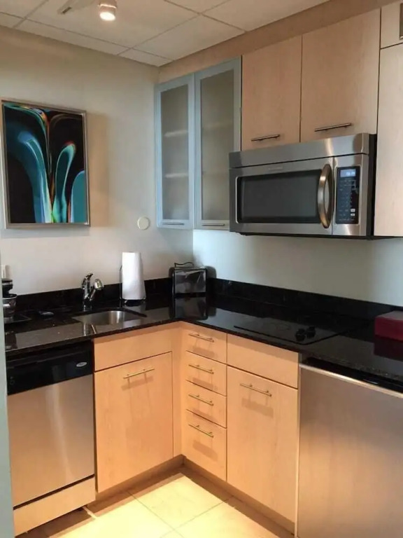 Gallery One Private Condos
