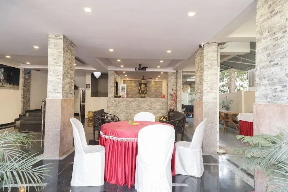 Uk Service Apartment by OYO Rooms