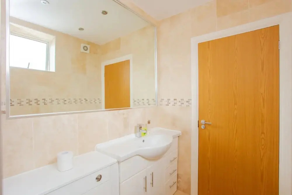 Bright 2 Bedroom Apartment in Islington
