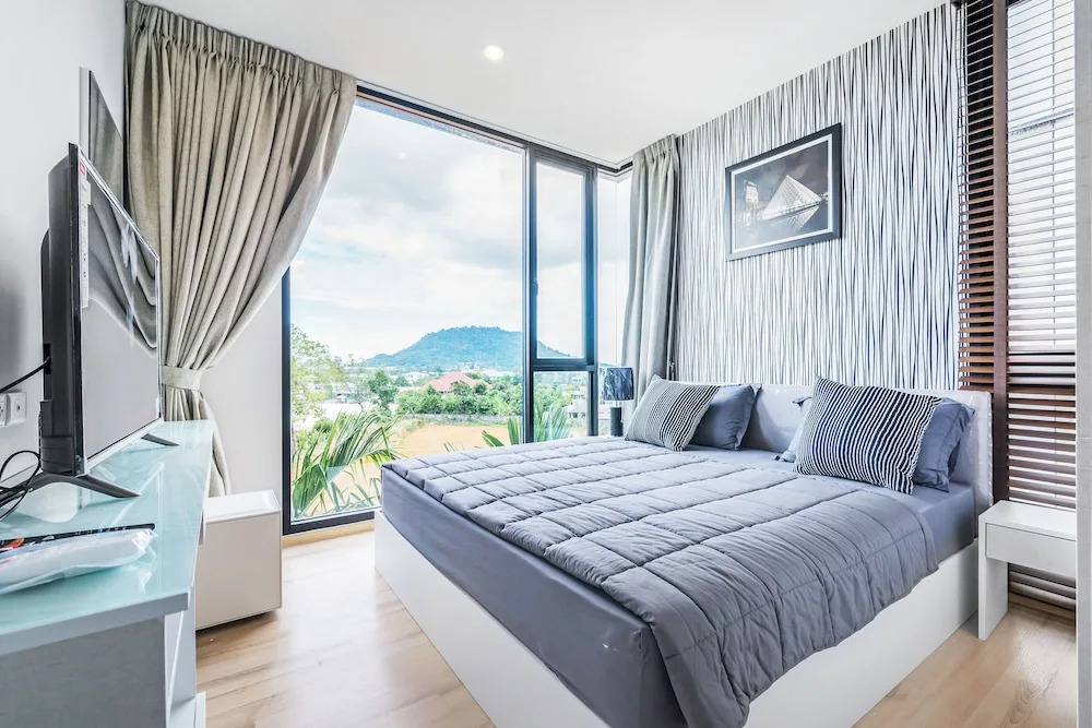Favstay - The Base Uptown Phuket