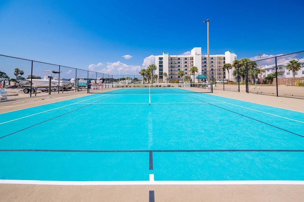 Wind Drift 604s 2 Bedroom Condo