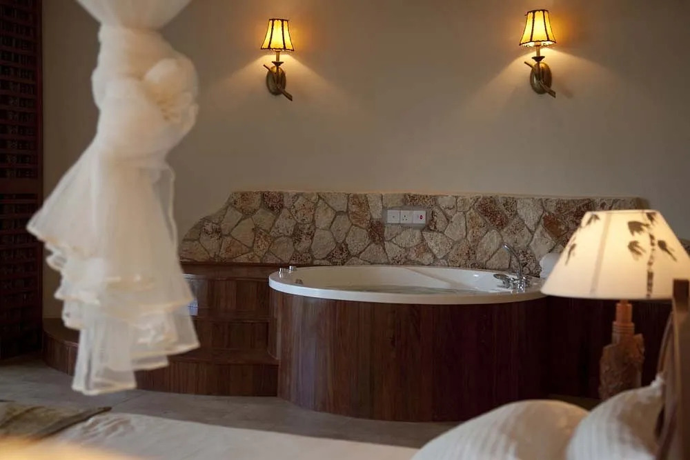 Ledger Plaza Bahari Beach Hotel