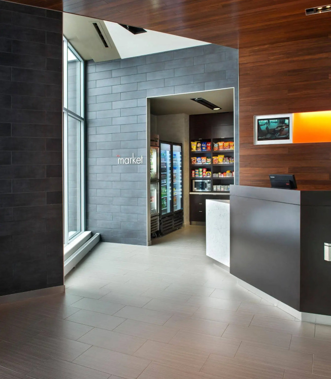 Courtyard by Marriott Philadelphia South at The Navy Yard