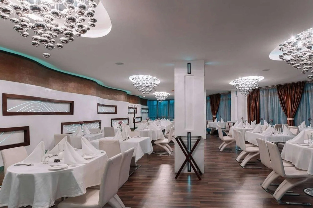 Diamond Hotel