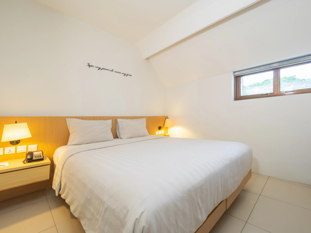 Namin Dago Hotel