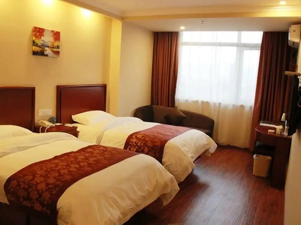 GreenTree Inn JiangSu Zhenjiang Danyang Wanshan Park Express Hotel