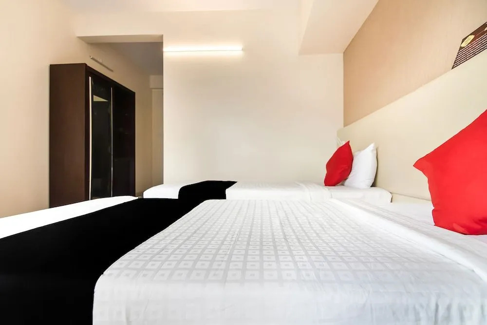 Capital O 37016 Hotel Patiala House