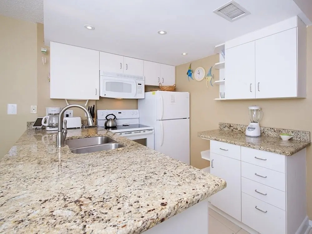 Plantation Palms Condo #205 - 1 Br condo by RedAwning