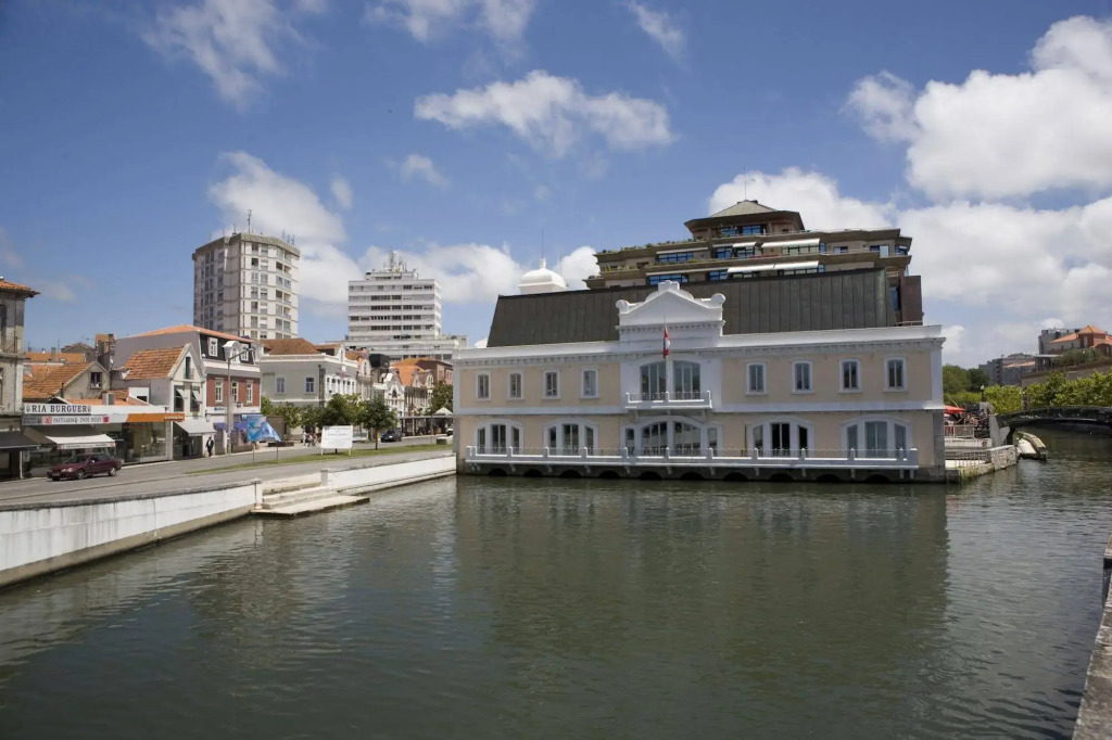 Hotel Aveiro Center by Alboi Group