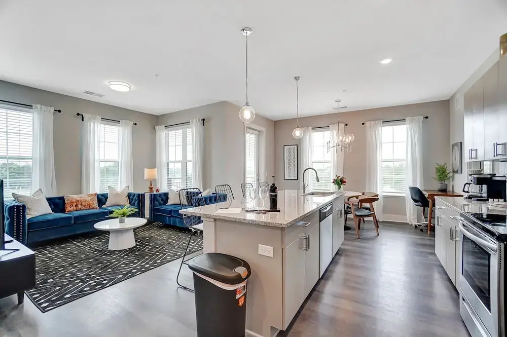 Opulent Corner 2BR Near OSU w Garage Parking