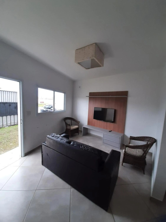 Sobrado frente ao SESC, WIFI 300MB, 2 vagas auto, cozinha, churrasqueira, moderno e reformado