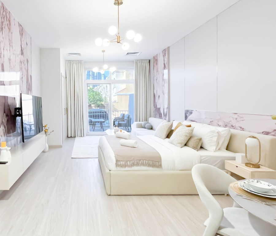Stylish Ground-floor Studio JVC
