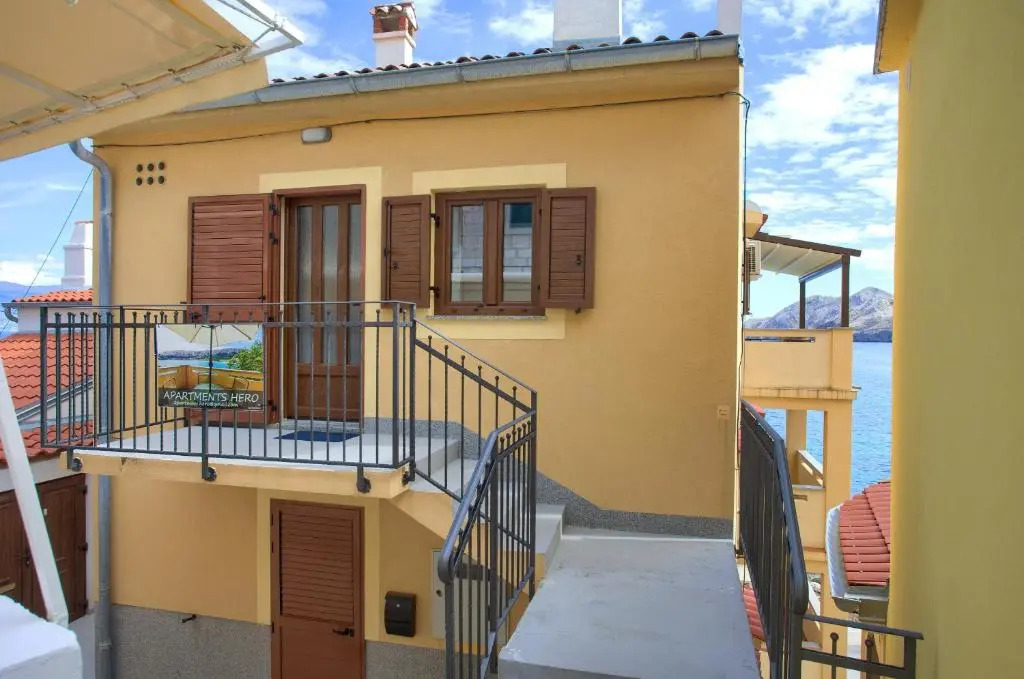 Apartment Frane