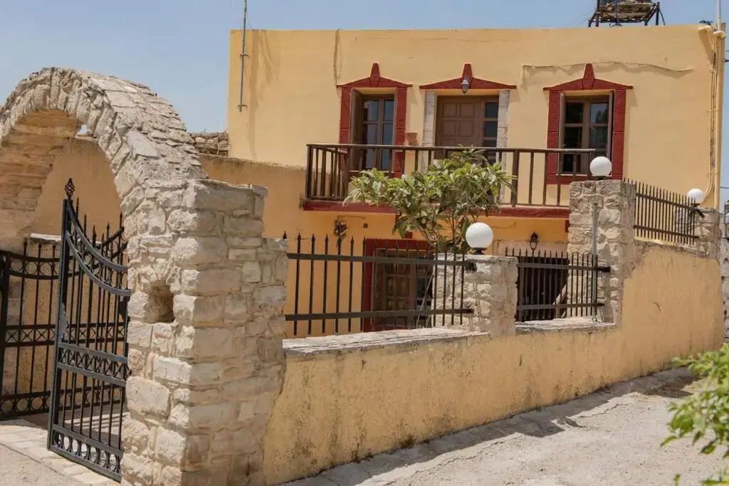 Gortis House