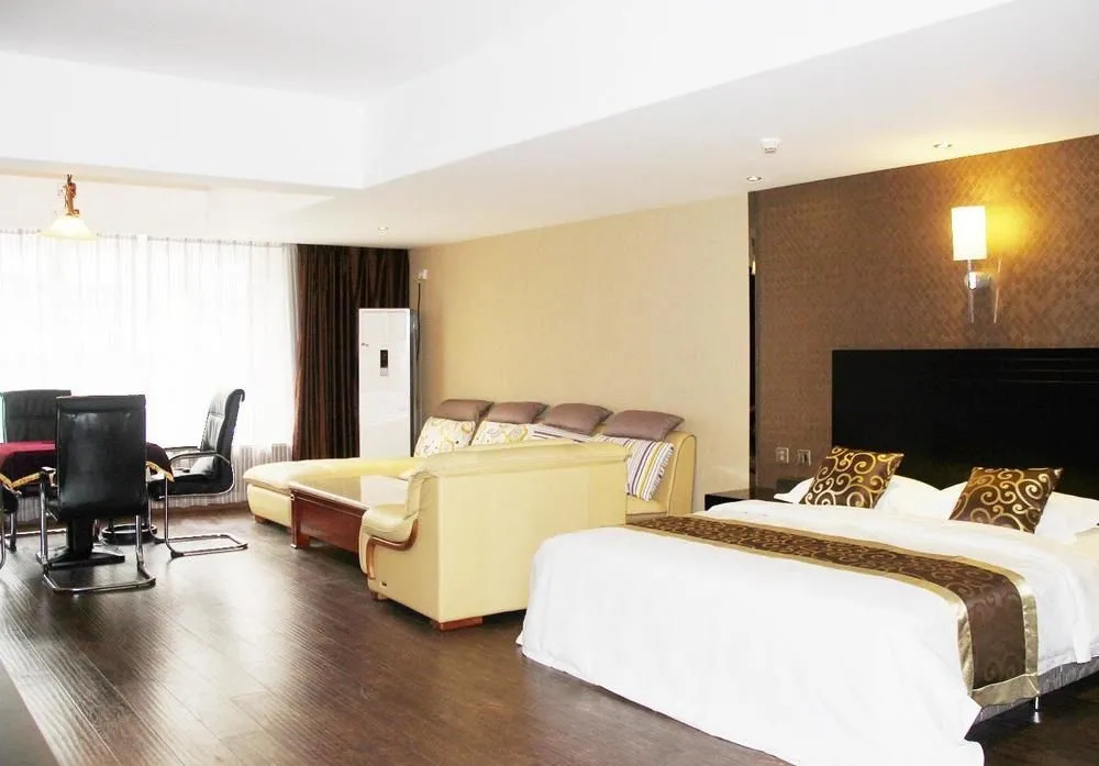 Xinyi Hotel