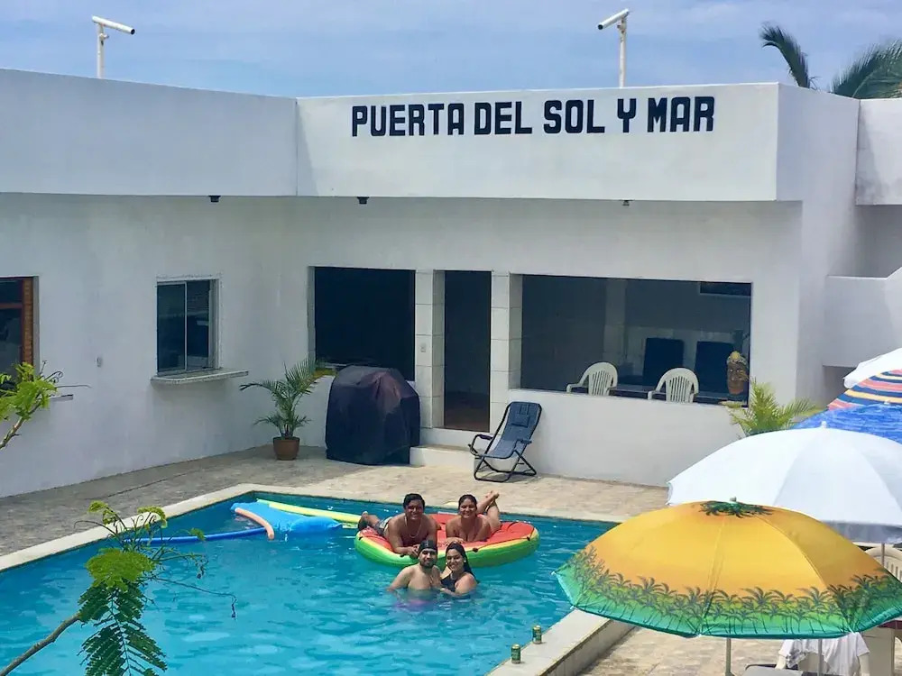 Puerta Del Sol y Mar